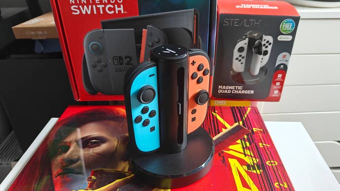 Stealth Magnetic Quad Charger