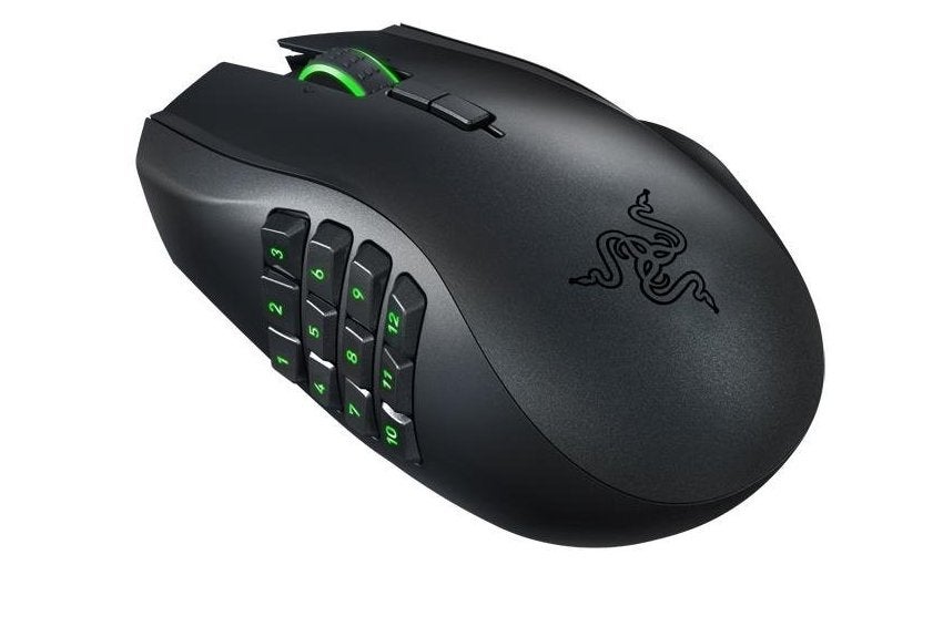 Razer Naga Epic Chroma - Test | Eurogamer.de