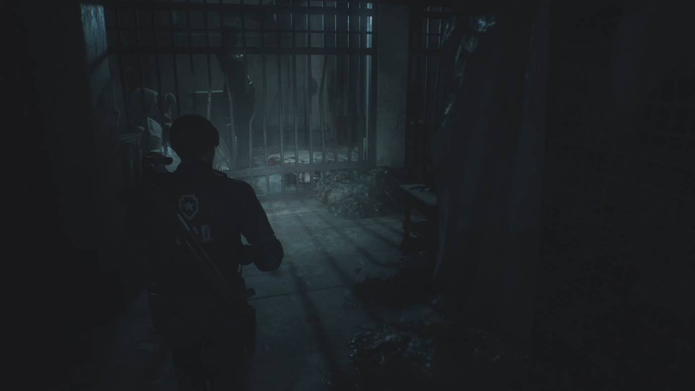 Resident Evil 2 Hip Pouch Locations - Increase Inventory in Resident ...