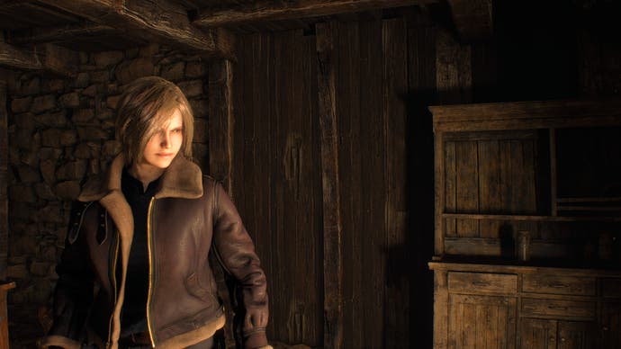 Resident Evil 4 female Leon mod