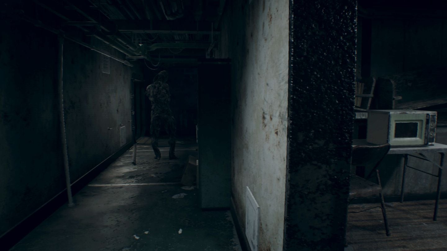 Resident Evil 7 Fixing the Ship elevator with the power cable