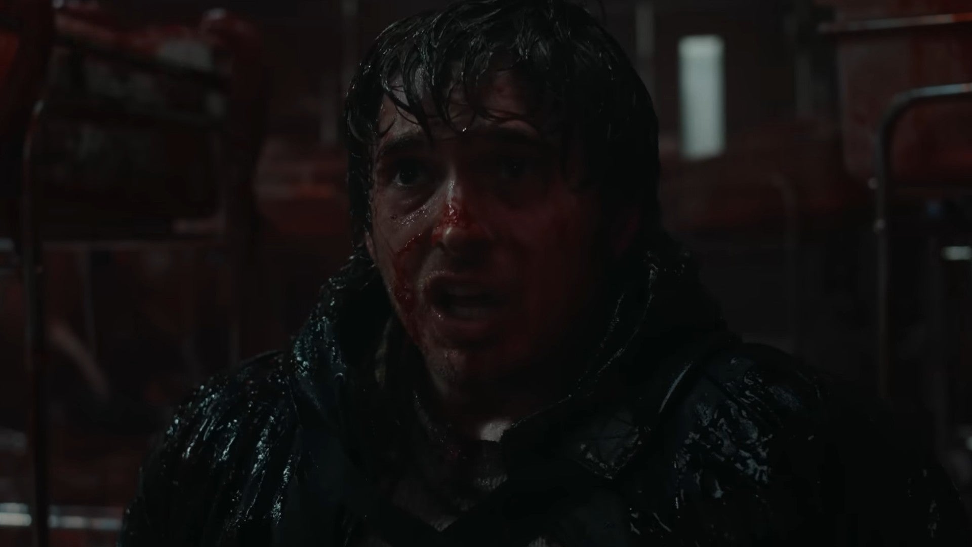Nowy zwiastun filmu Resident Evil buduje napięcie. Jedna ze scen prawie zakończyła się tragedią