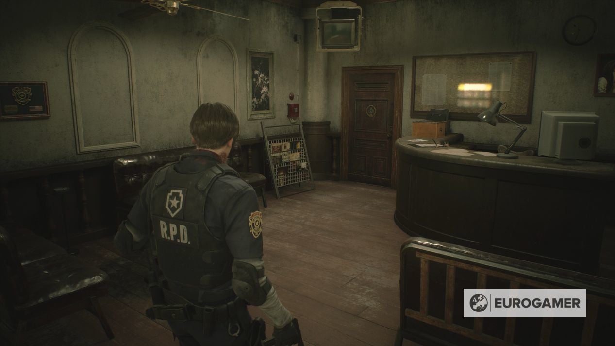 Resident Evil 2 - Courtyard location, Red Book, Art Room and Red Jewel puzzle solution ...