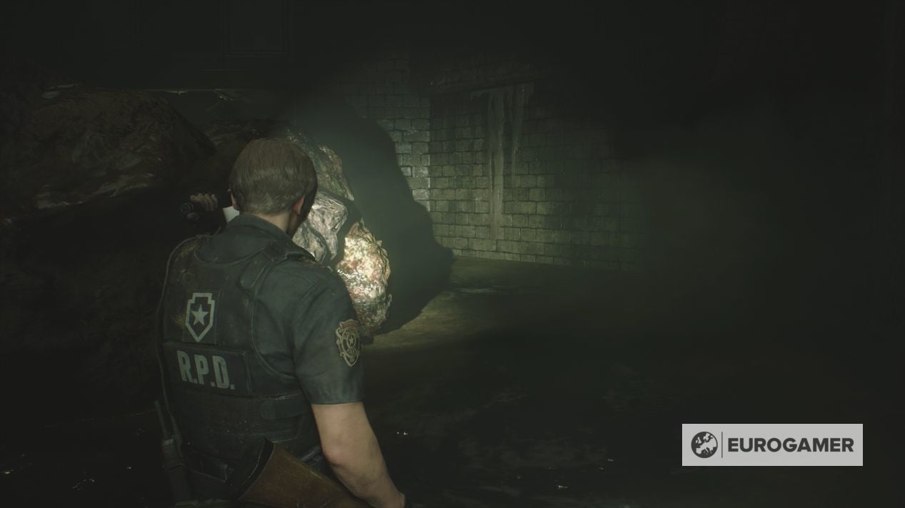 Resident Evil 2 - King, Queen and Rook Plug locations, Supplies Storage ...