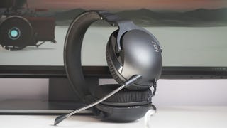 Roccat Noz review: An ultralight gaming headset that doesn't carry enough weight