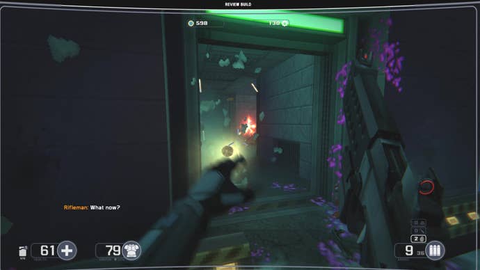 Chucking a grenade at an enemy in Selaco.