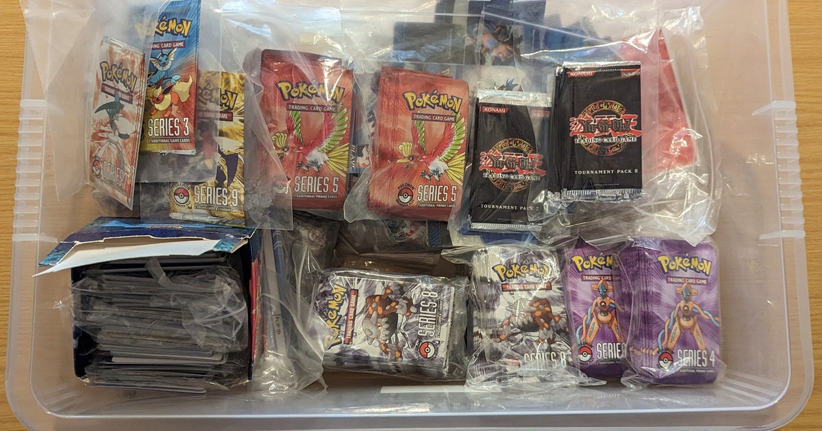 plastic pokemon card Centiskorch VMAX Plastic Black UV Printed Pokemon Card