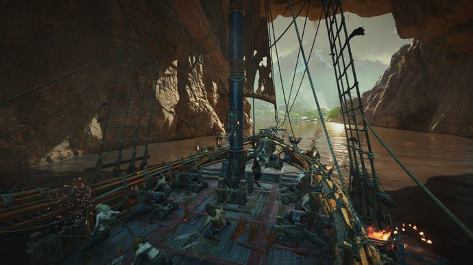 Skull and Bones screenshot showing the crew taking cover