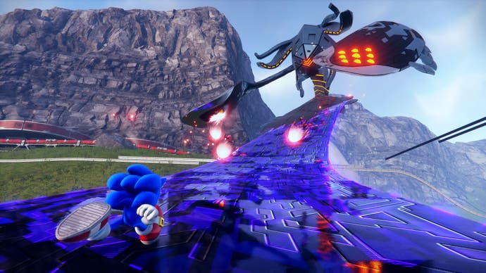 Sonic Frontiers preview - a boss fight, running towards the flying metal boss on a purple track