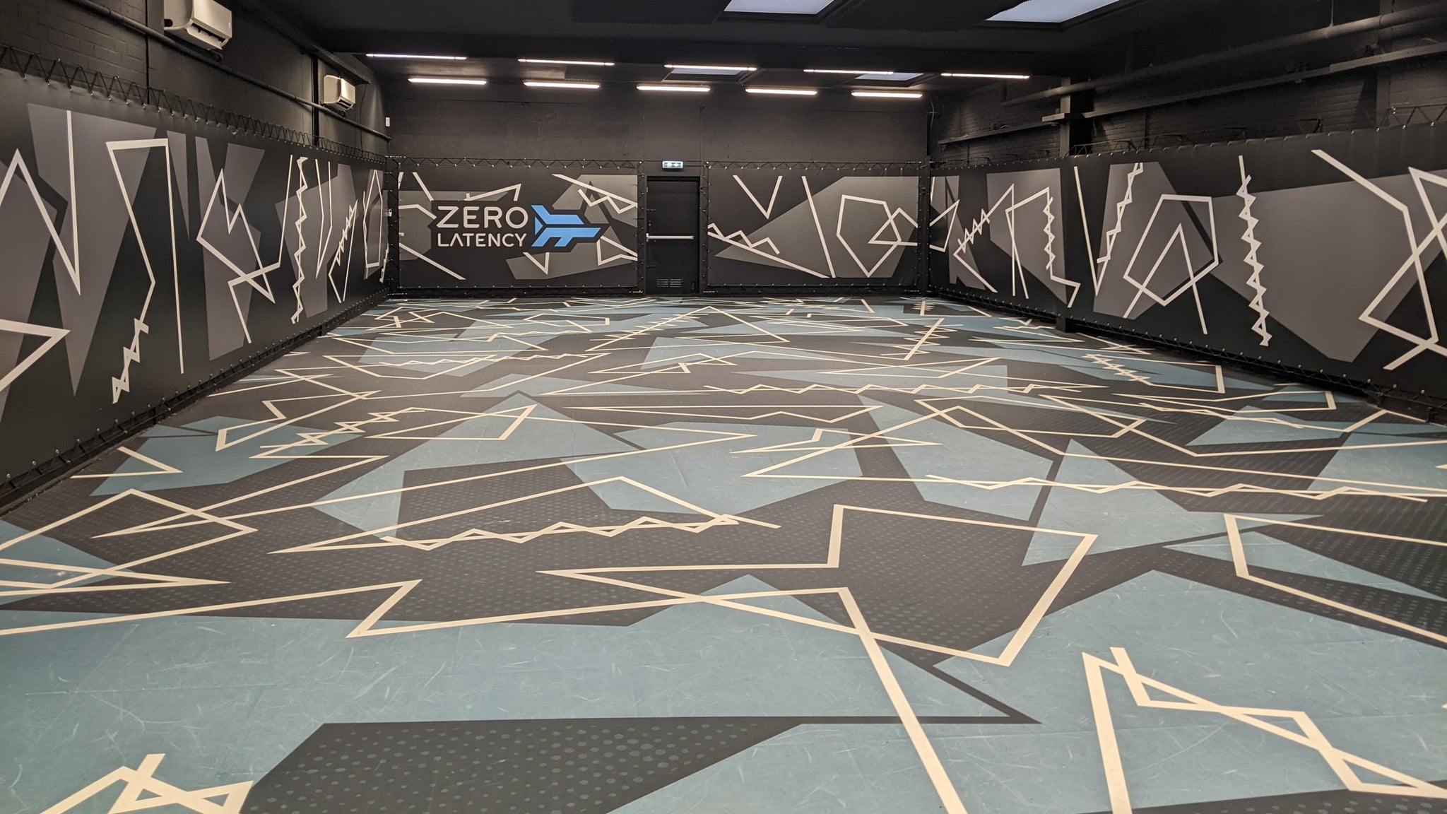Space Marine VR room - 3