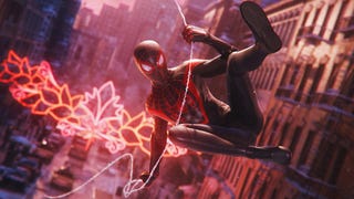 Spider-Man: Miles Morales z bonusowymi skórkami w preorderze - ujawniono pierwszą