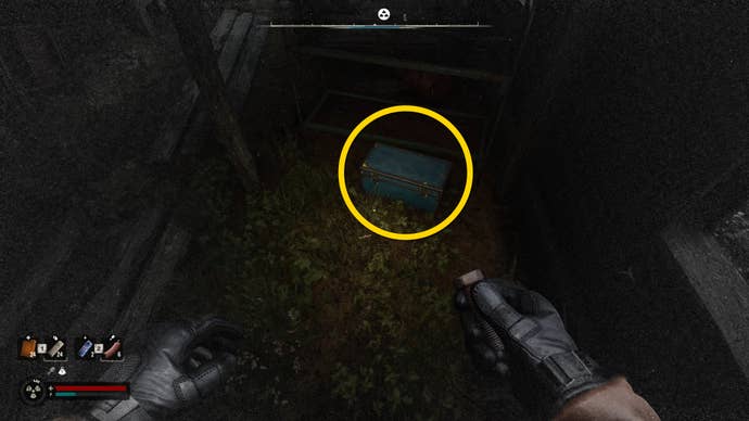 The player in Stalker 2 approaches a blue chest.