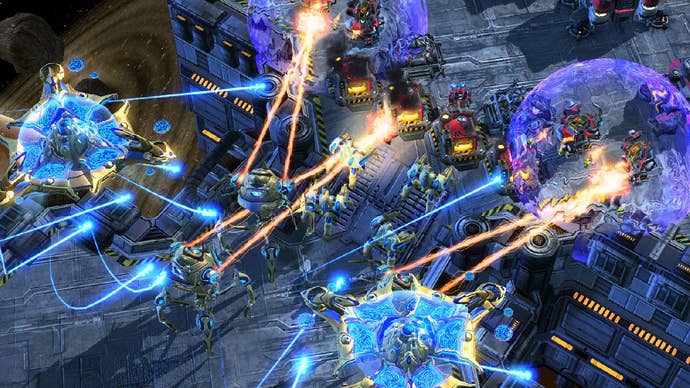 Starcraft 2 armies warring each different successful a blaze of vigor bolts, forceshields and bullets