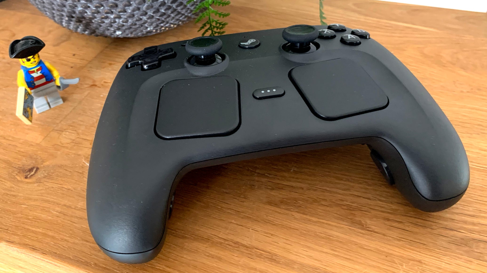 After a week testing Valve's new Steam Controller, it's better in almost every way - but still a bit of a niche proposition