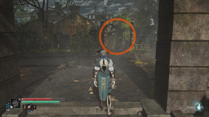 Aegis in Steelrising walks up some steps and past a large pillar, and continues straight on down some more steps in front of her.