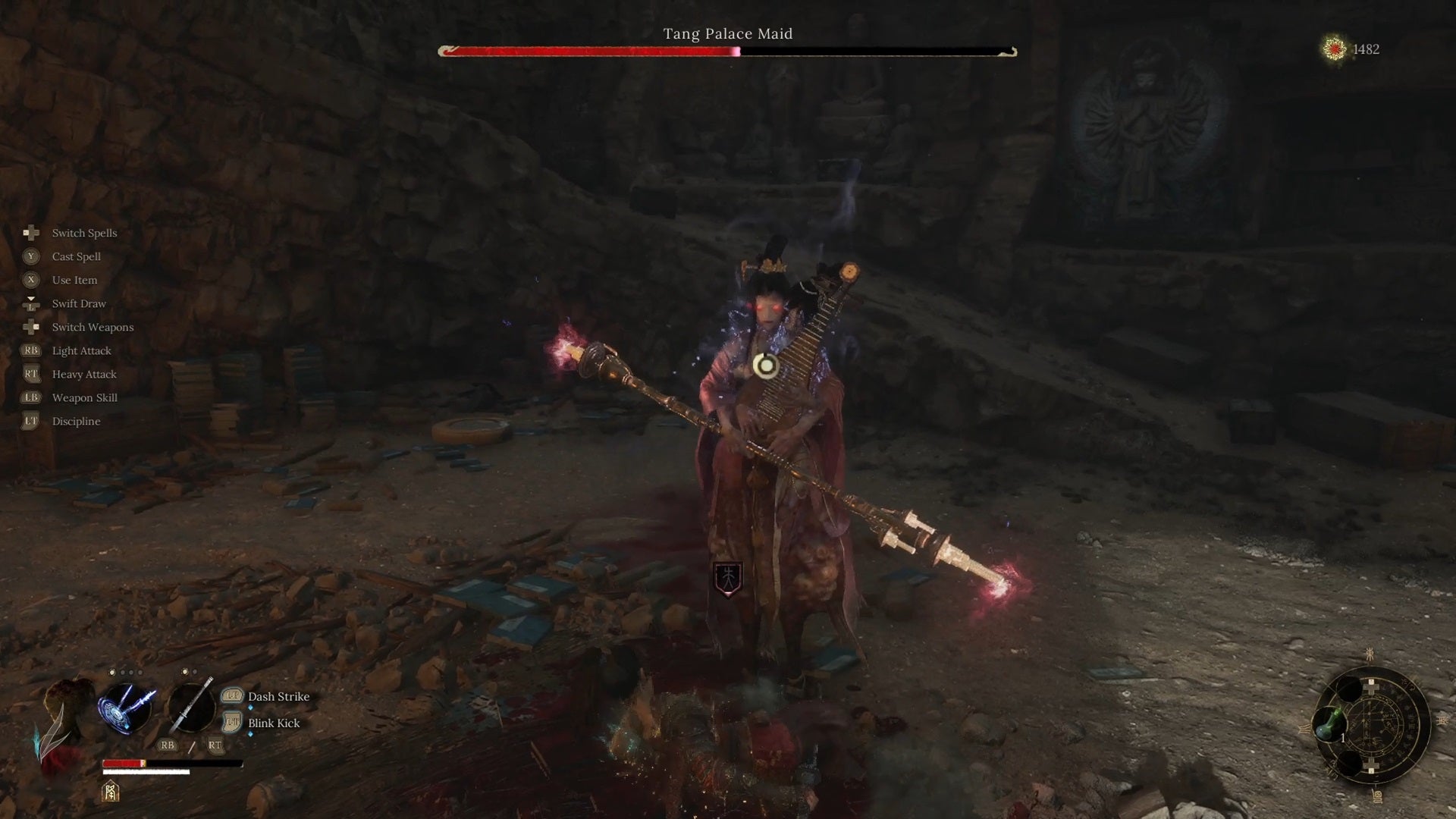 Battling the Tang Palace Maid in Wuchang Fallen Feathers. She is a spectral figure in Ming dynasty attire. - 5