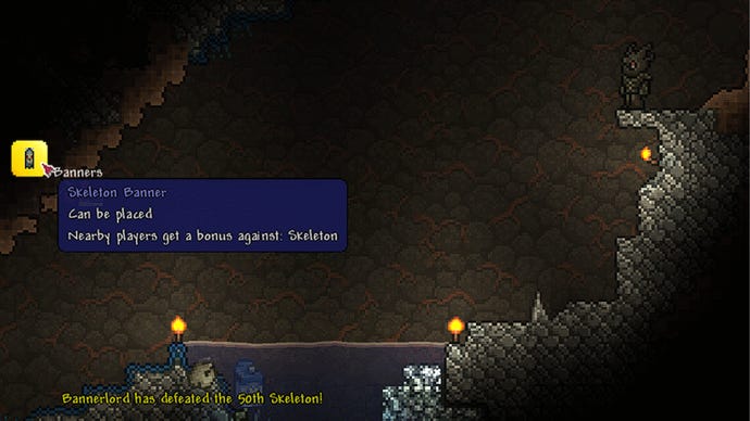 Der Spieler verwendet das Menü, um im Terraria-Update 1.4.5 ein Skelettbanner zu platzieren