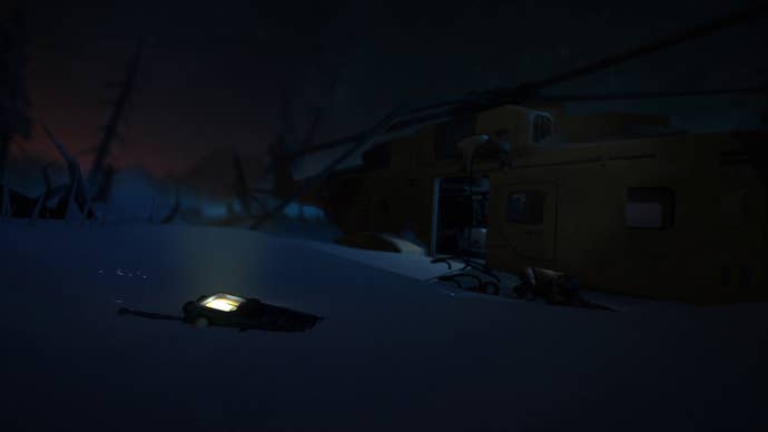 A walkie-talkie in the snow sending out electrical charges in The Long Dark’s Tales From The Far Territory expansion.