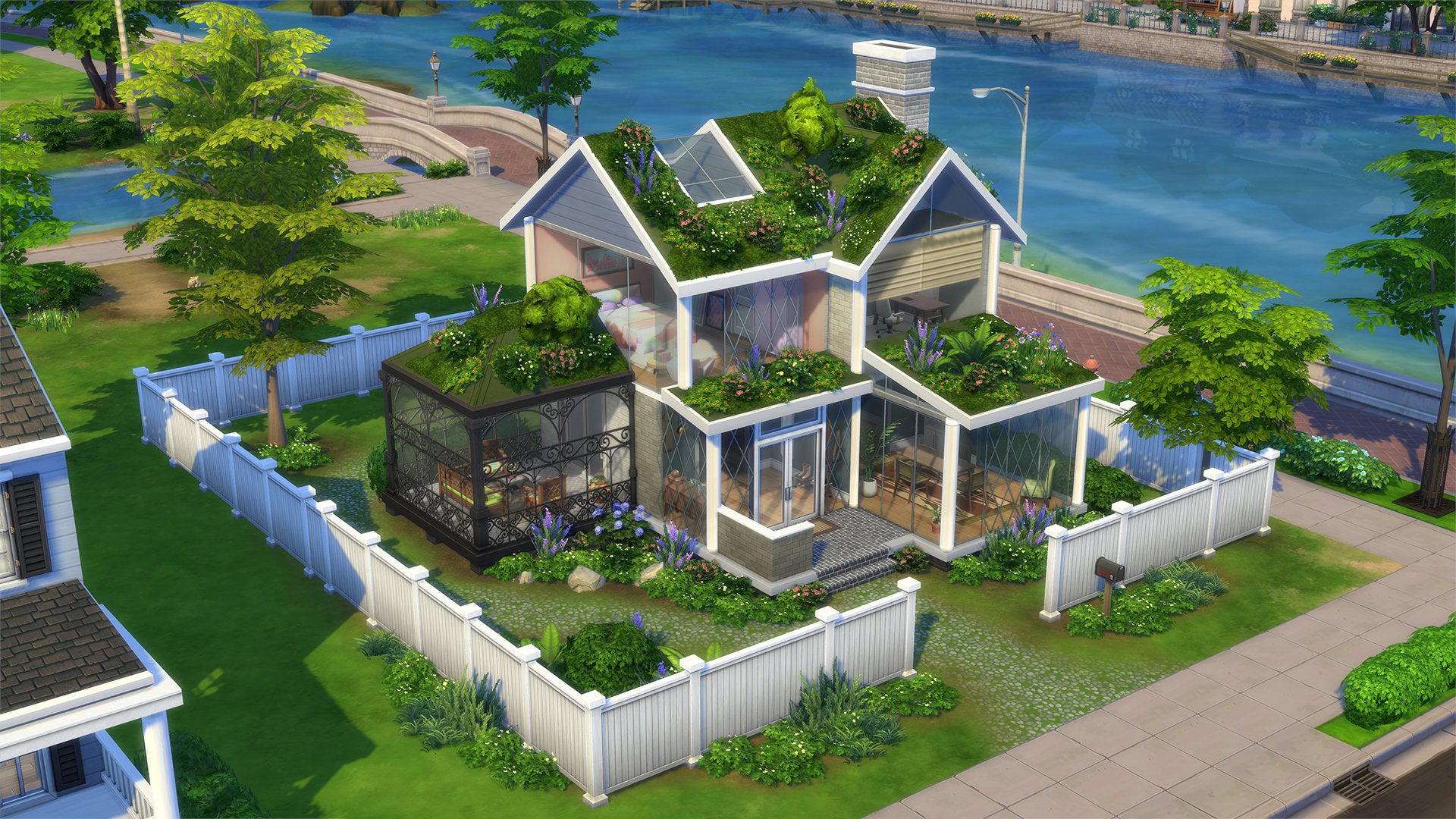 A house with glass walls in The Sims. - 1