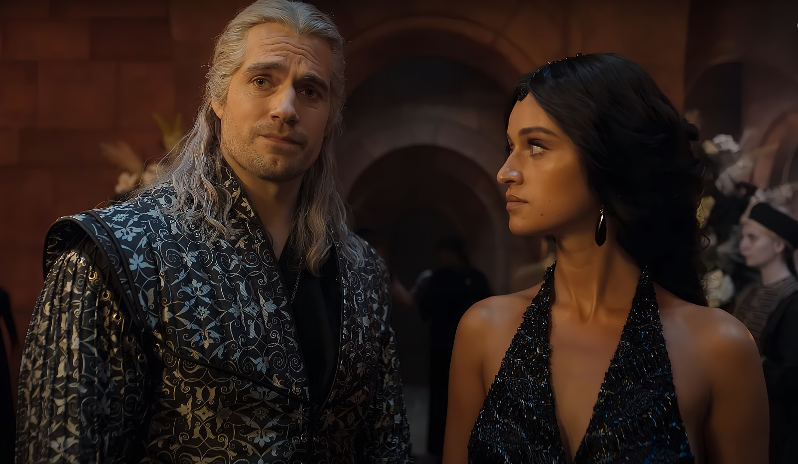 The switch from Cavill to Hemsworth will be "flawless" and "lore accurate," according to Witcher producers