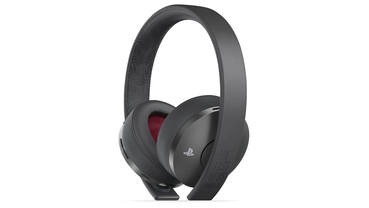 Ps4 headset that comes deals with it