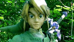Life-size papercraft Link is pretty incredible