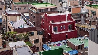 This South Korean apartment block looks like a Minecraft house
