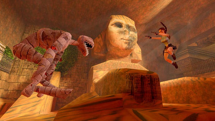 Lara Croft fighting an enemy inside a temple.