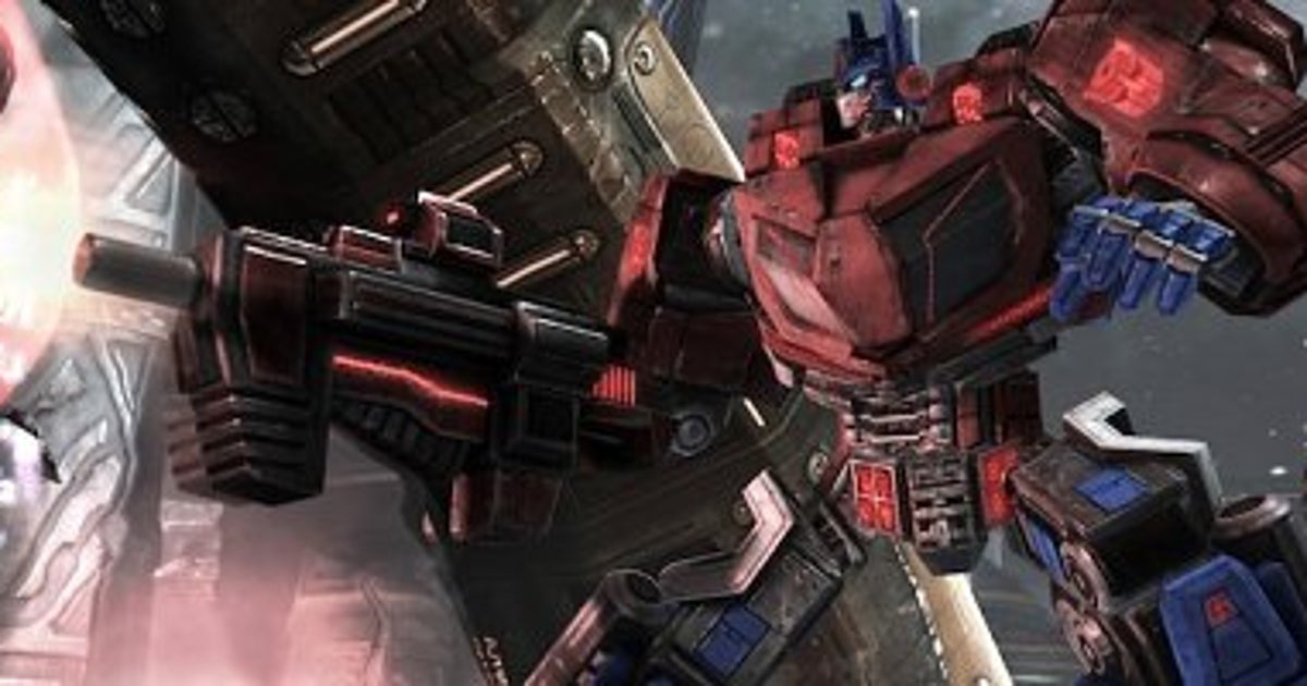 Screens for Transformers: War for Cybertron shows Optimus Prime | VG247