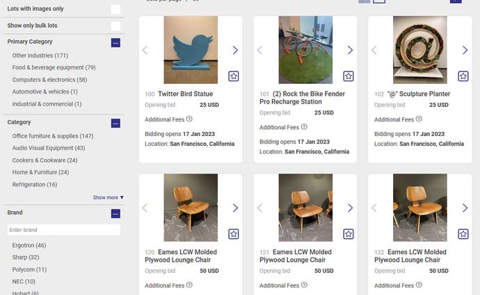 Aukcja Twitterowych krzeseł