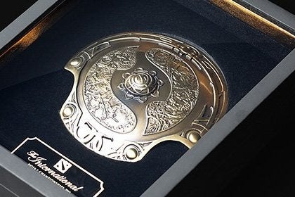 Dota 2 The International 2018 トロフィー Aegis Shield - DOTA 2 The International Championship 2018