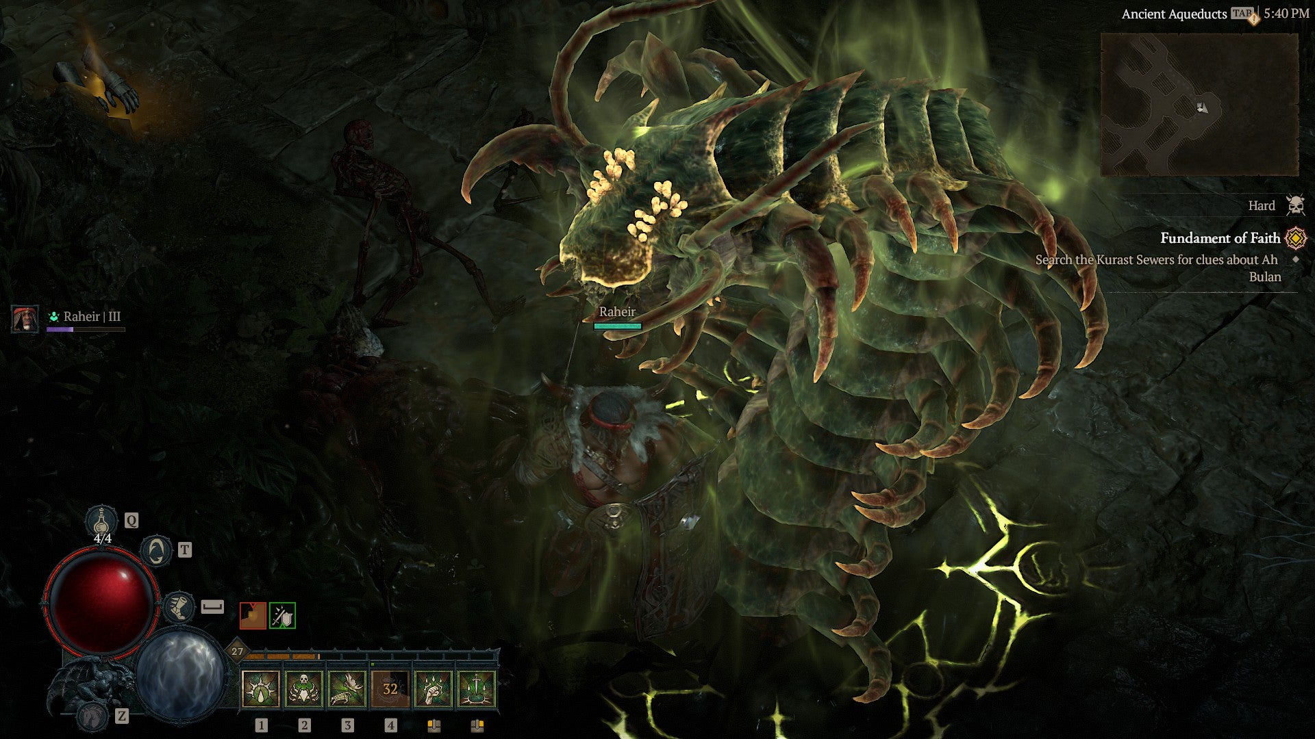 Summoning a big centipede pal in Diablo 4 Vessel Of Hatred. - 4
