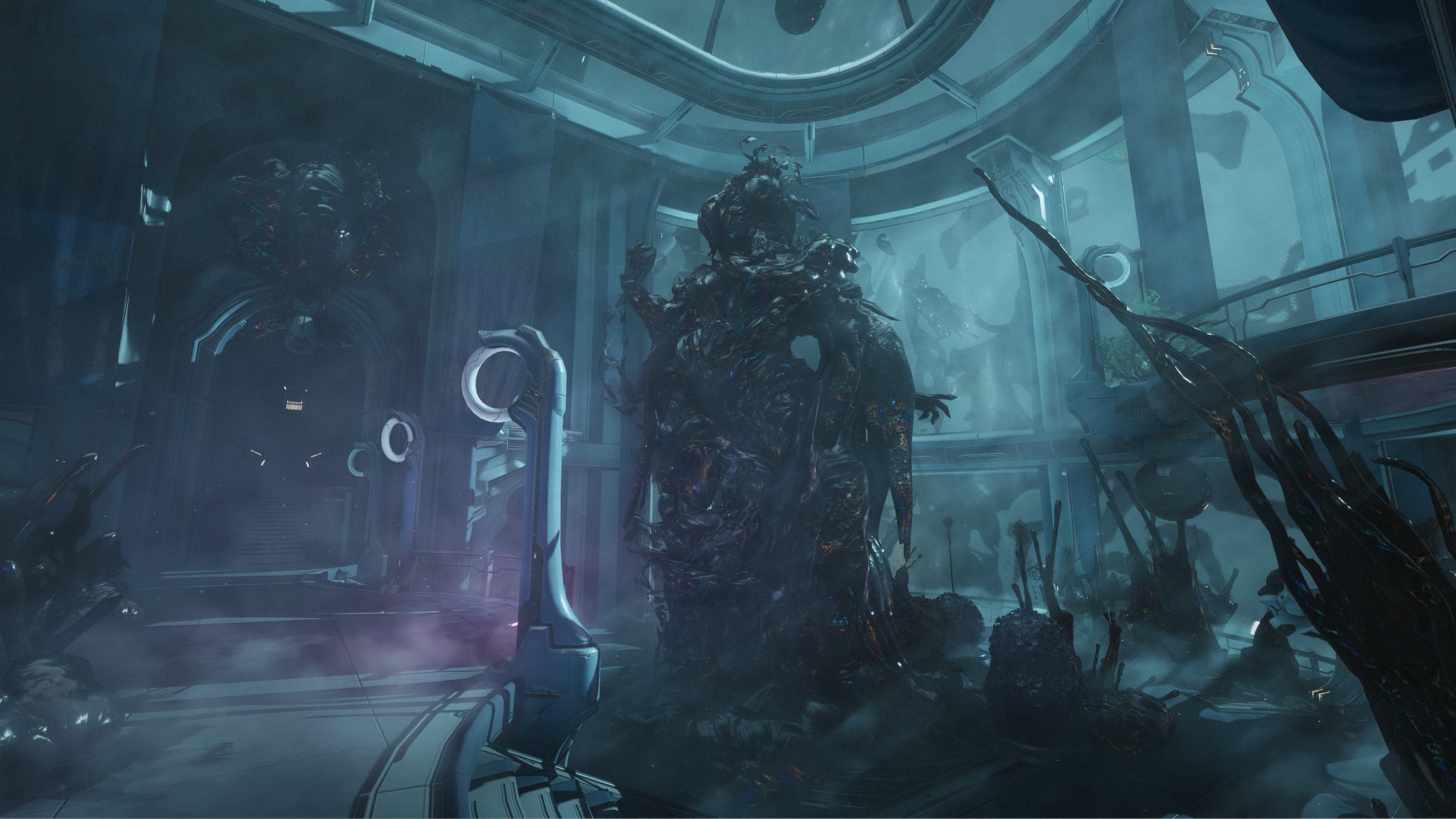 Warframe Shadowgrapher update, inside Folie's Hunt activity where a giant statue is overgrown with gross black inky paint stuff.