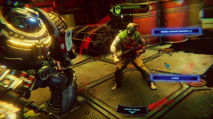 A Grey Knight is about to attack a small cultist in Warhammer 40K: Chaos Gate - Daemonhunters