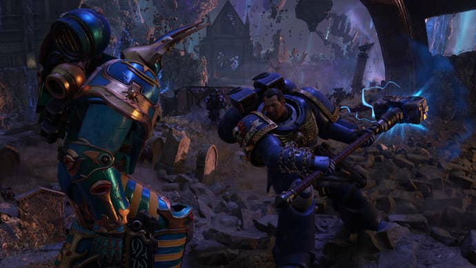 Titus roars as he strikes an enemy heretic with a thunder hammer.