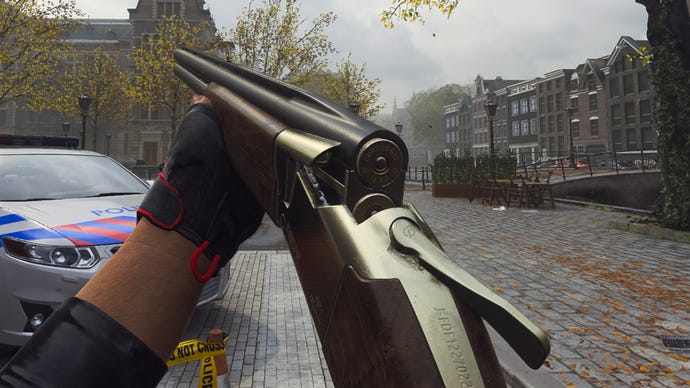 The player in Warzone 2.0 inspects their weapon, the Lockwood 300.