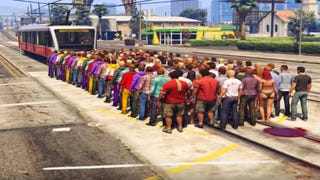 What happens when a tram collides with 100 people in GTA5?