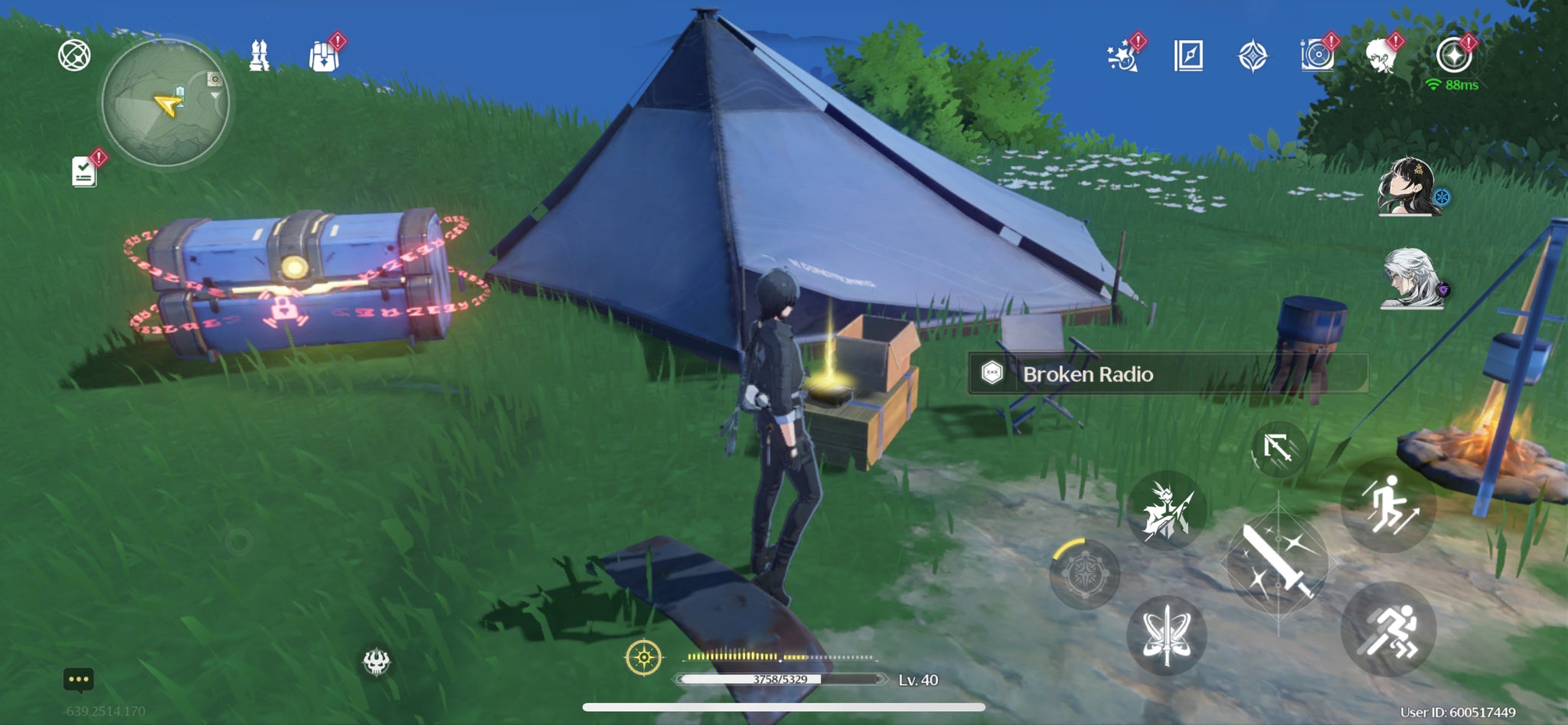 The Rover interacting with the broken radio in Wuthering Waves. - 3