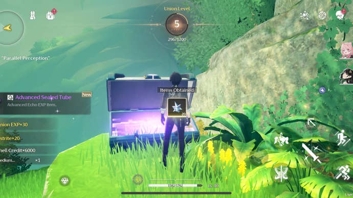 The Rover opening a treasure chest and receiving Union Level EXP in Wuthering Waves.