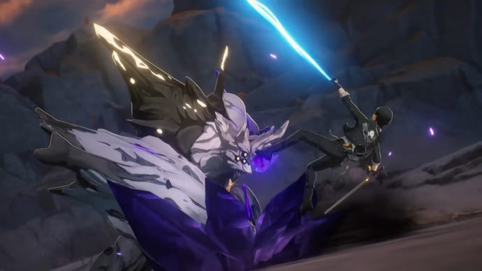 The male Rover fights a large boss in Wuthering Waves with the light of his skill shooting from his hand.