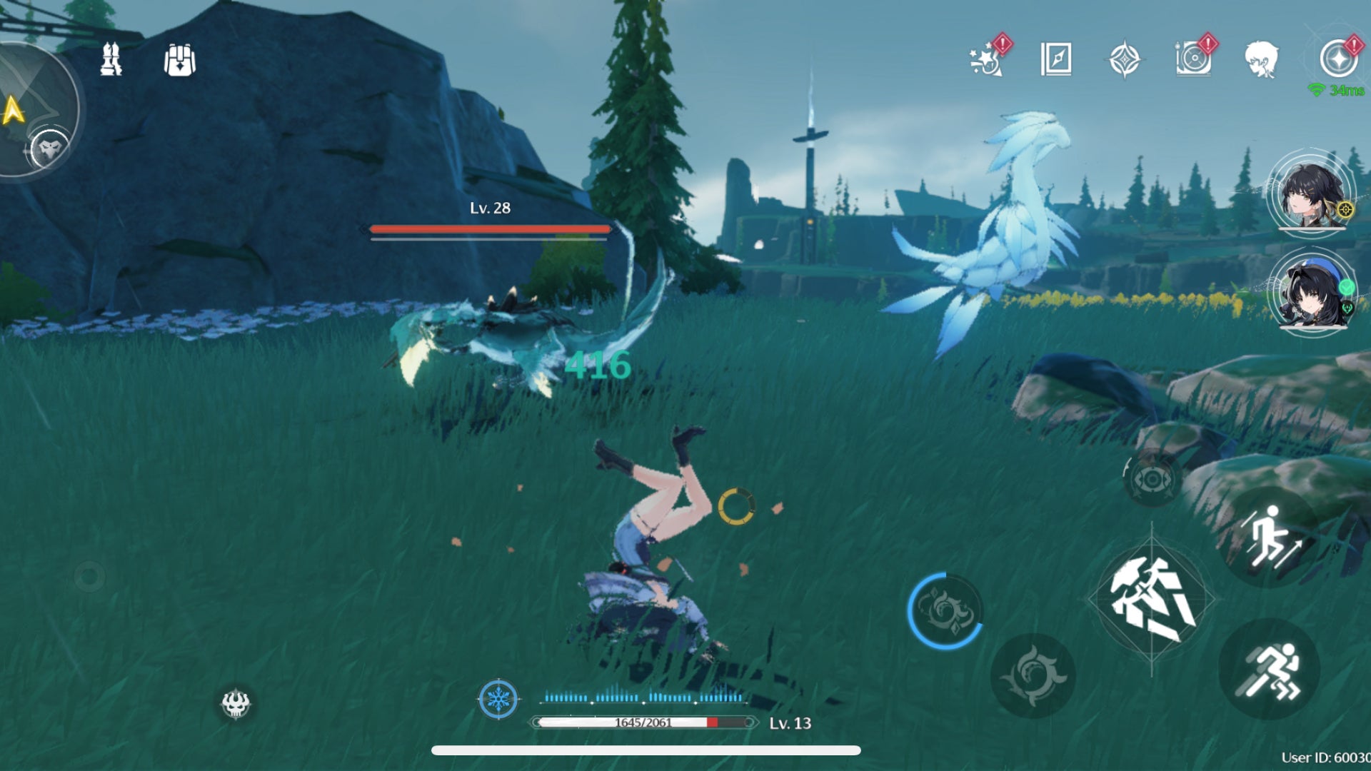 The Resonator rolls along the grassy floor, avoiding the enemy’s attack in Wuthering Waves. - 9