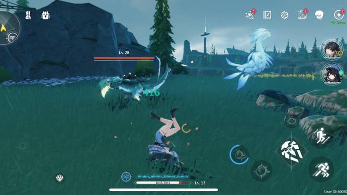 The Resonator rolls along the grassy floor, avoiding the enemy’s attack in Wuthering Waves.