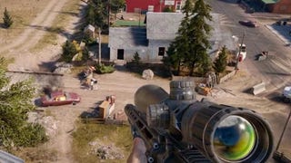 Wyzwalanie miasteczka we fragmencie rozgrywki z Far Cry 5