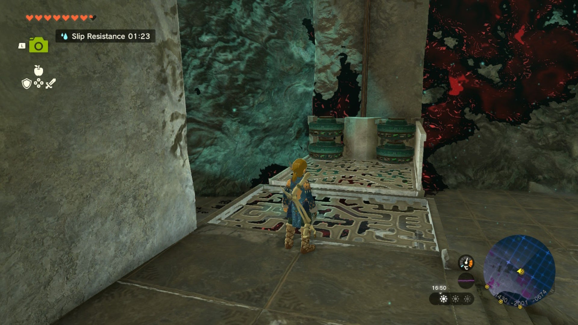 zelda totk link facing elevator great plateau west chasm depths